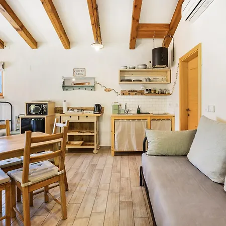 شقة Zelkonn House