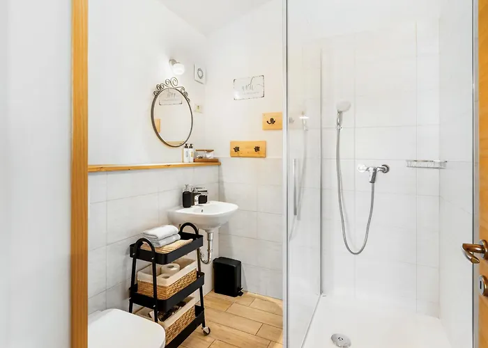 Zelkonn House Appartamento Branik